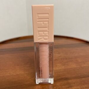 Maybelline Lifter Gloss. Ice 002. Hyaluronic Acid. 5.4ml. NEW